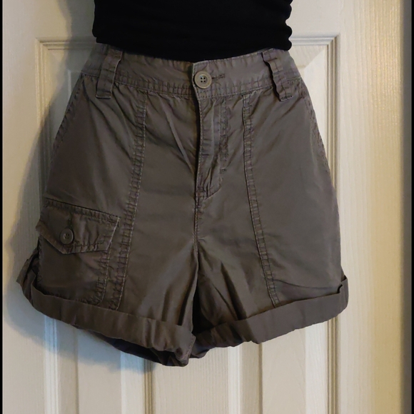 Calvin Klein Jeans cargo style shorts - Picture 1 of 5